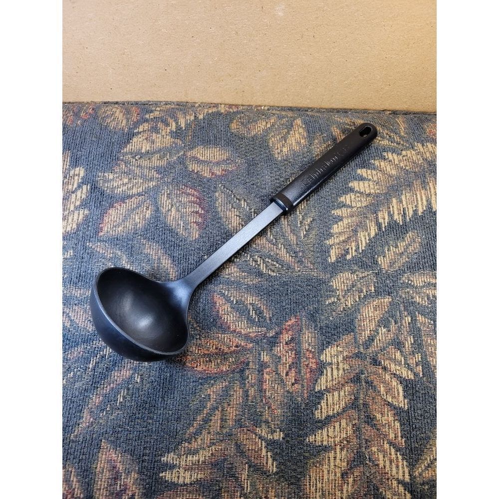 Calphalon Black Laddle 